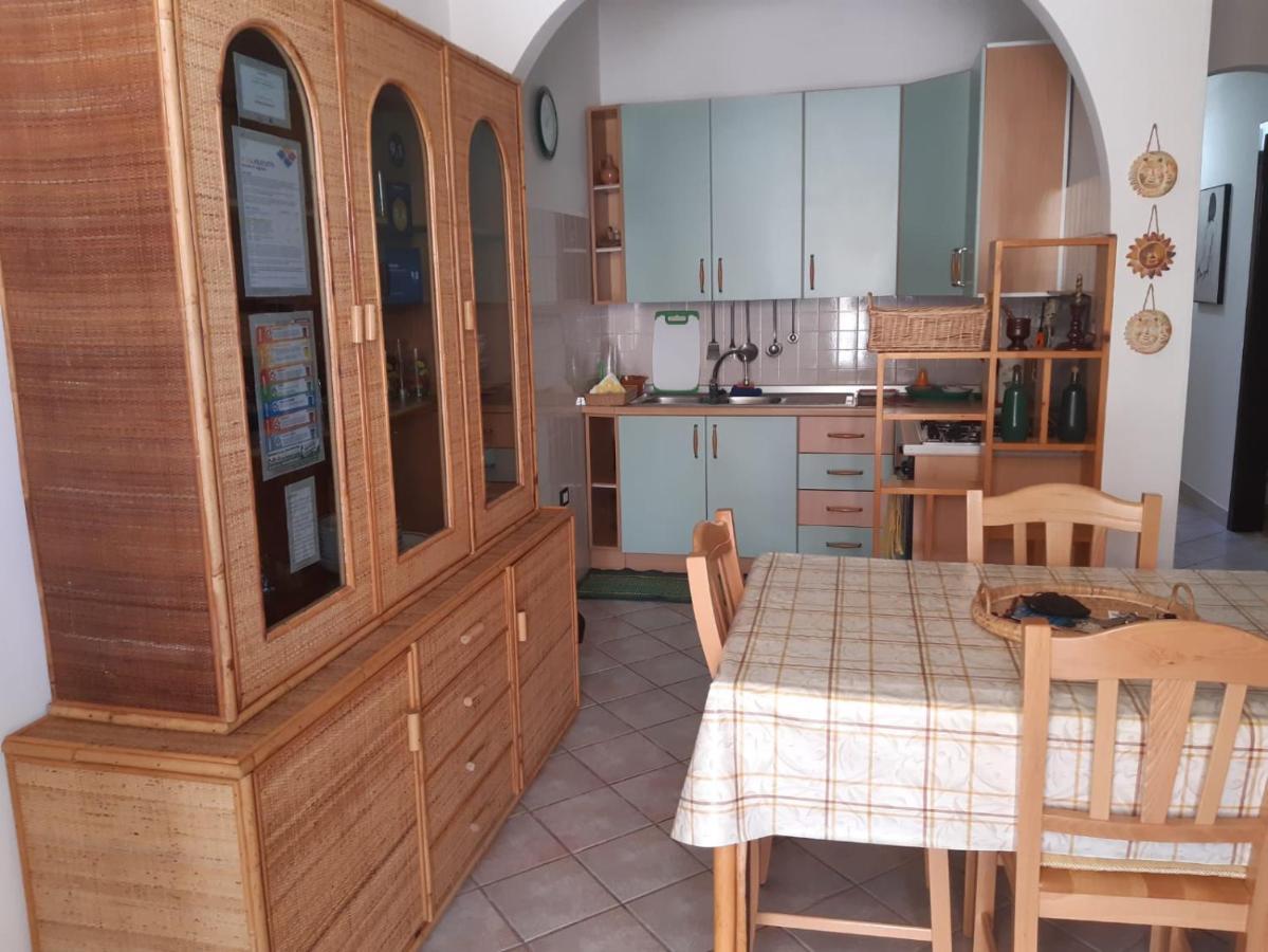 Casa Vacanza Rita Марина-ди-Песколузе Экстерьер фото
