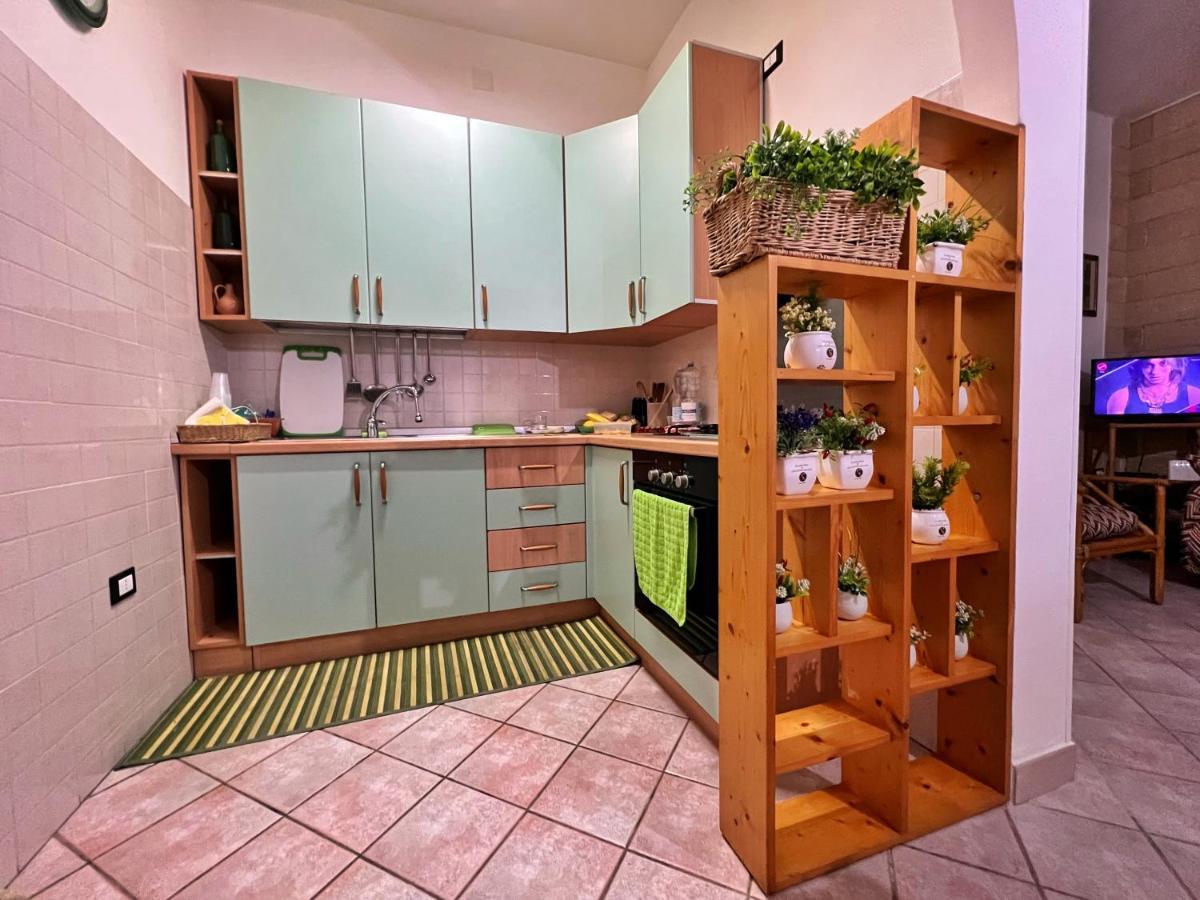 Casa Vacanza Rita Марина-ди-Песколузе Экстерьер фото